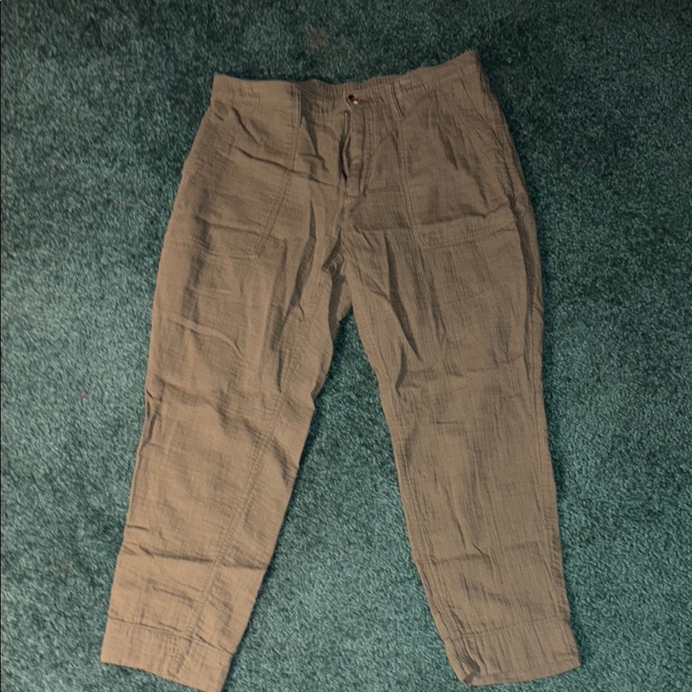 Old Navy Women’s Olive Pants Size 12
